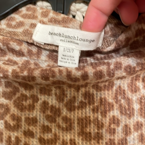 Long Sleeve Cheetah Print Shirt - Picture 3 of 3